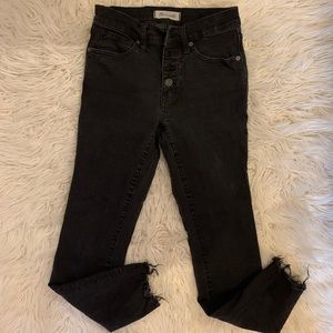 Madewell black skinny jean size 25P